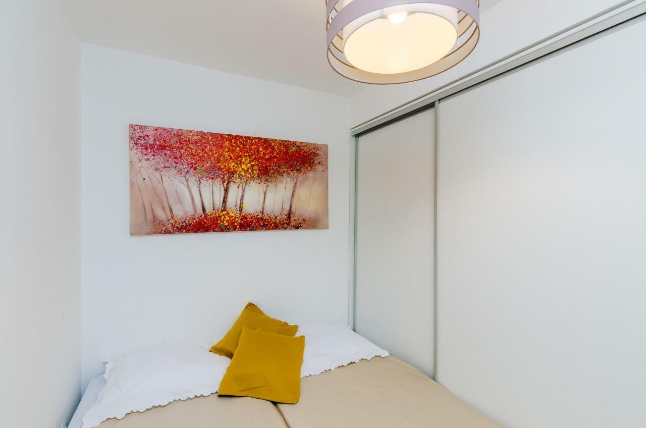 Superior Apartment Nike ムリニ エクステリア 写真